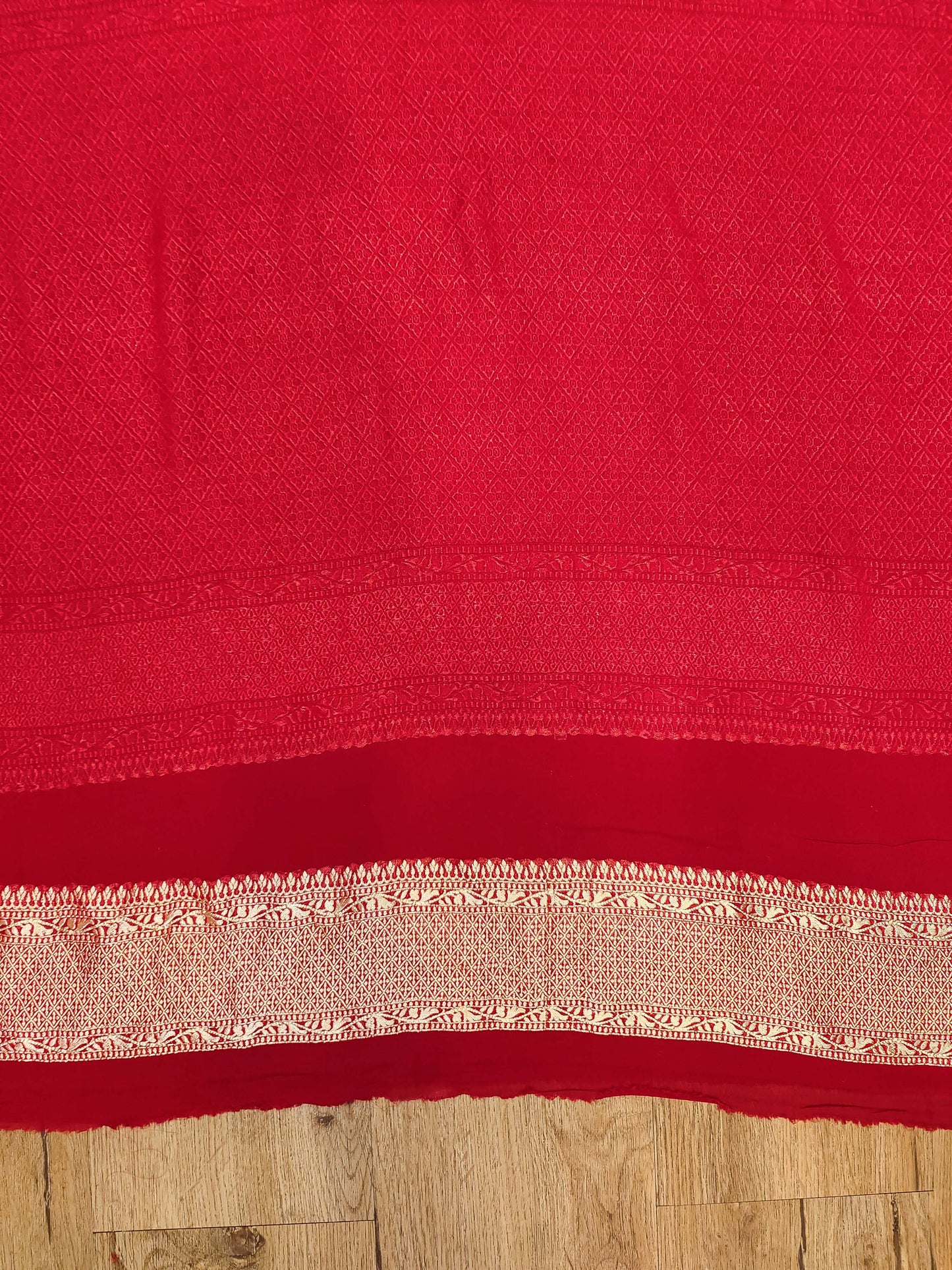 Georgette Banarasi