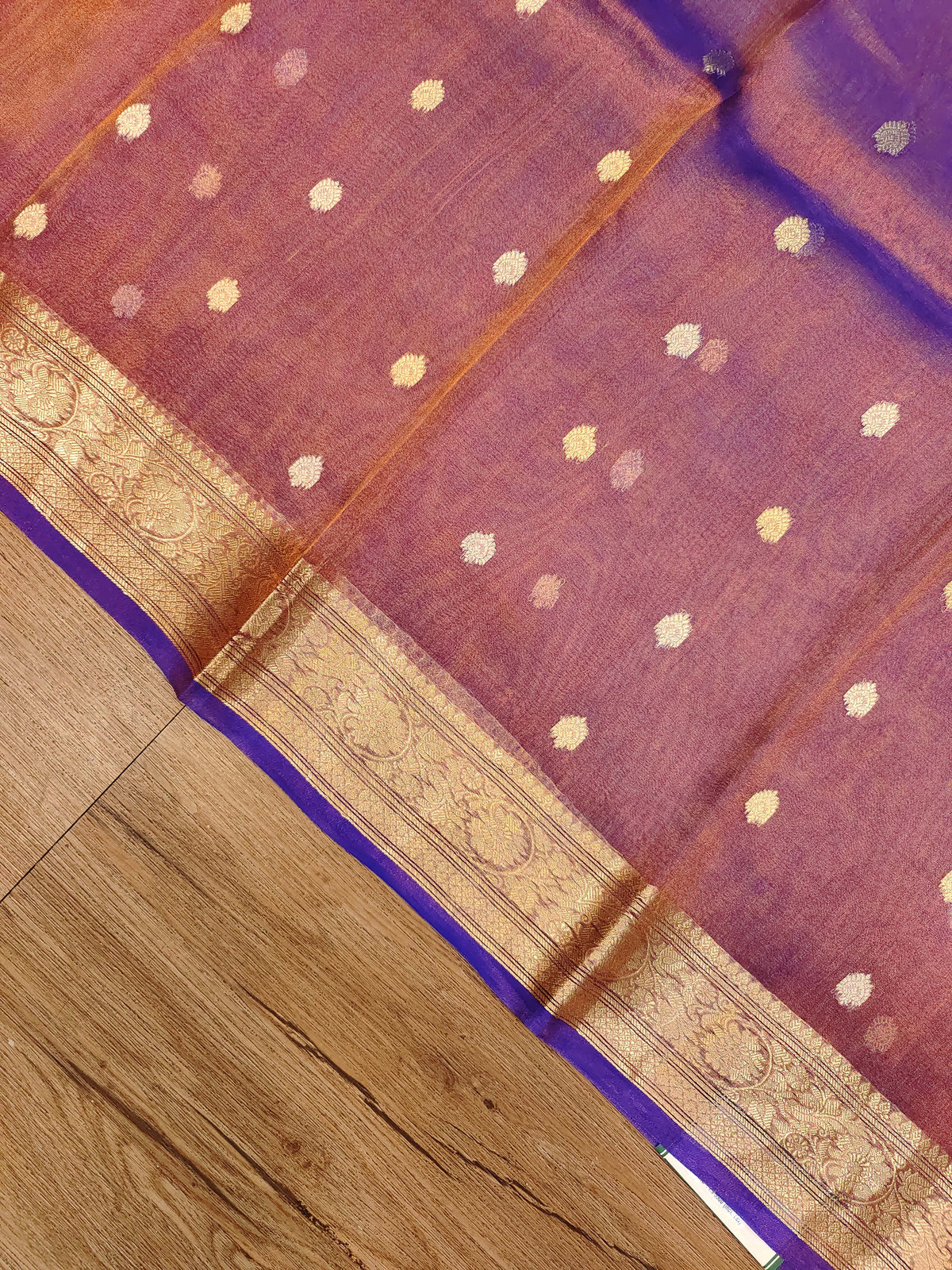 Tissue Banarasi