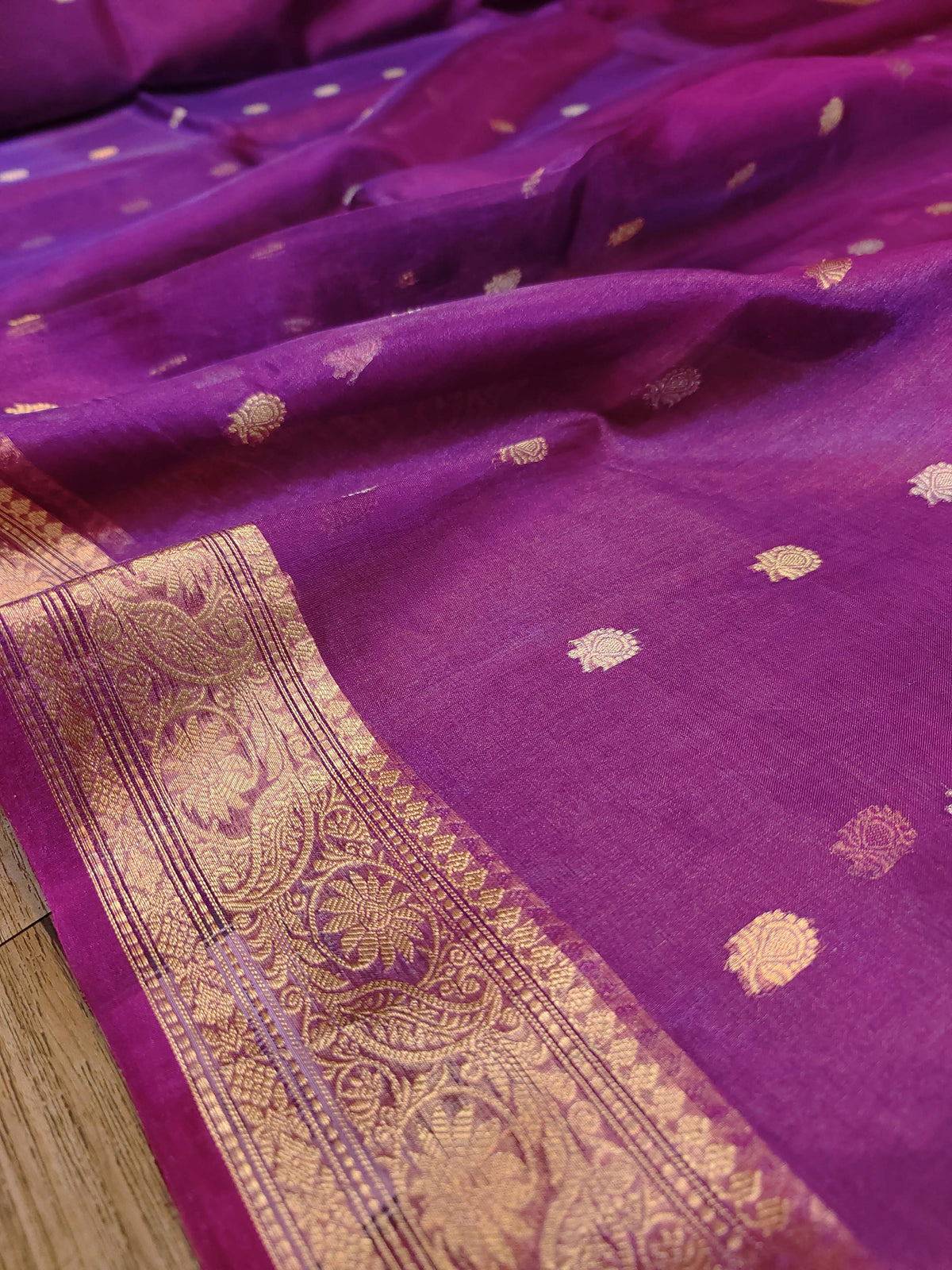 Tissue Banarasi