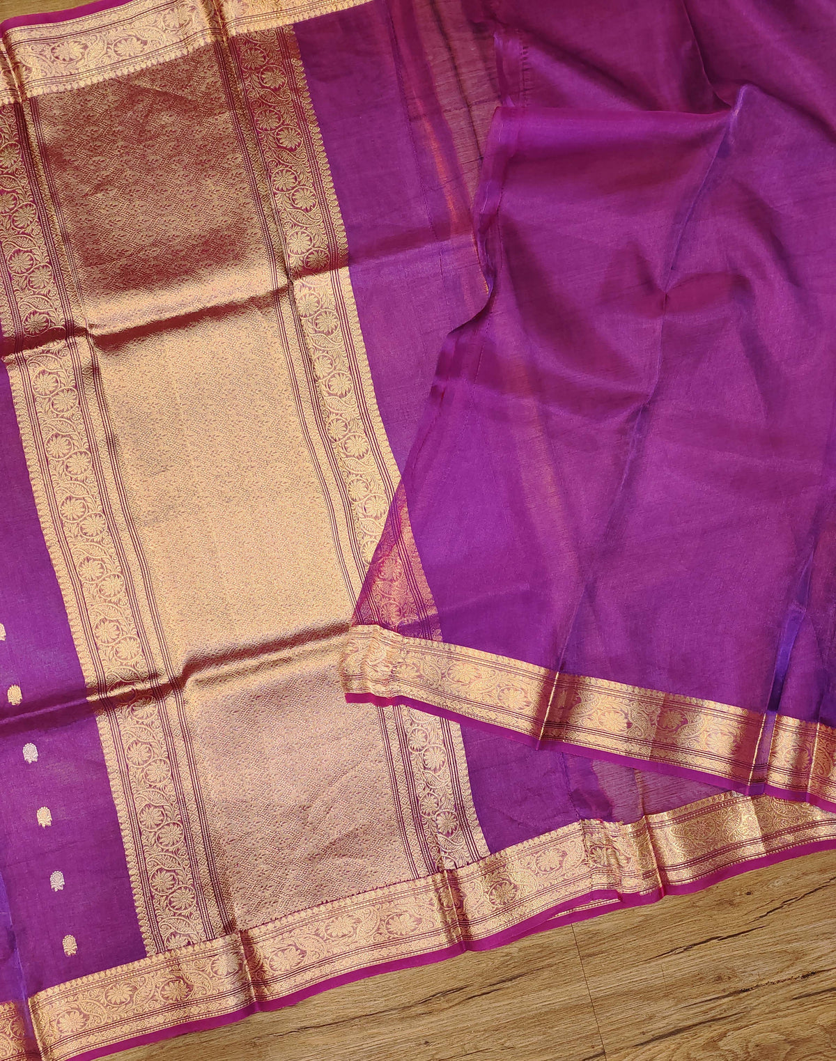 Tissue Banarasi