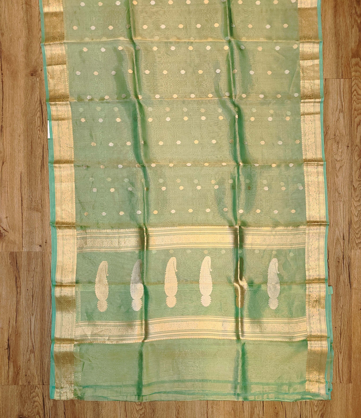 Tissue Banarasi