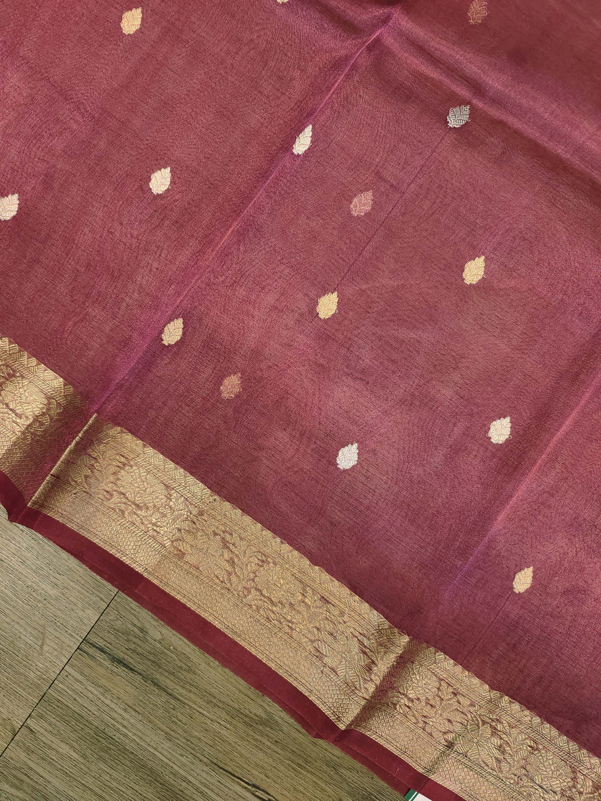 Tissue Banarasi
