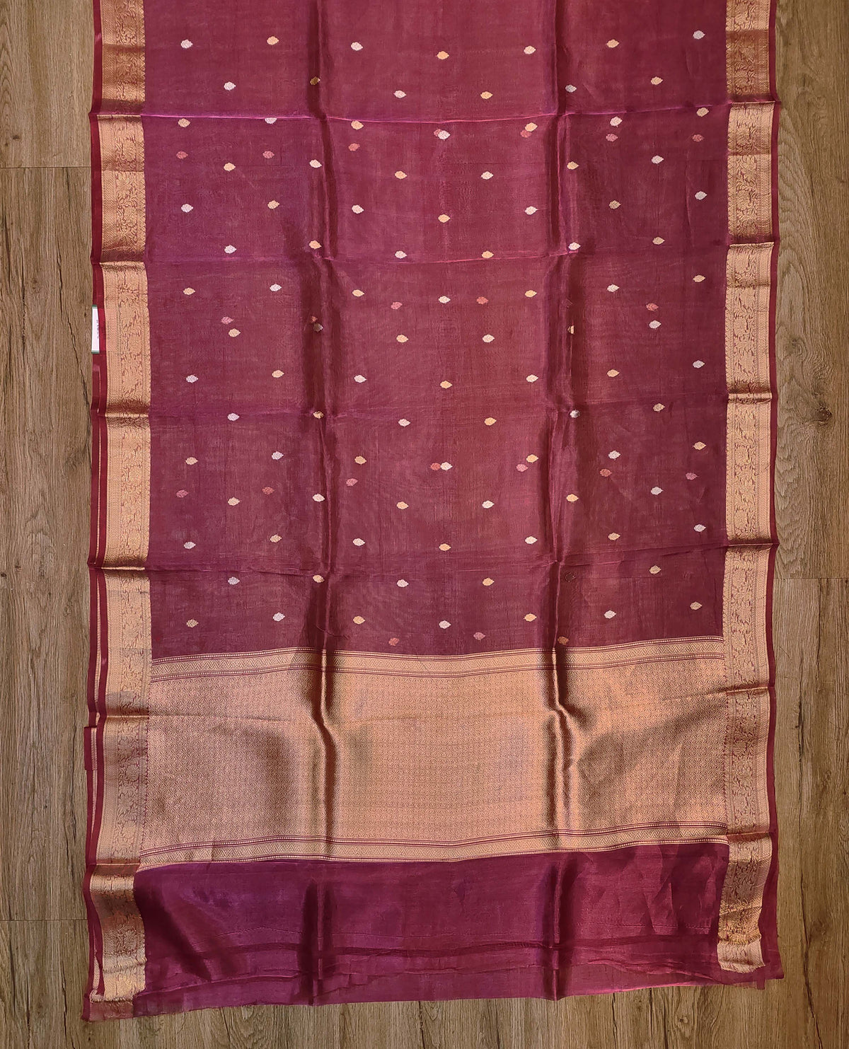 Tissue Banarasi