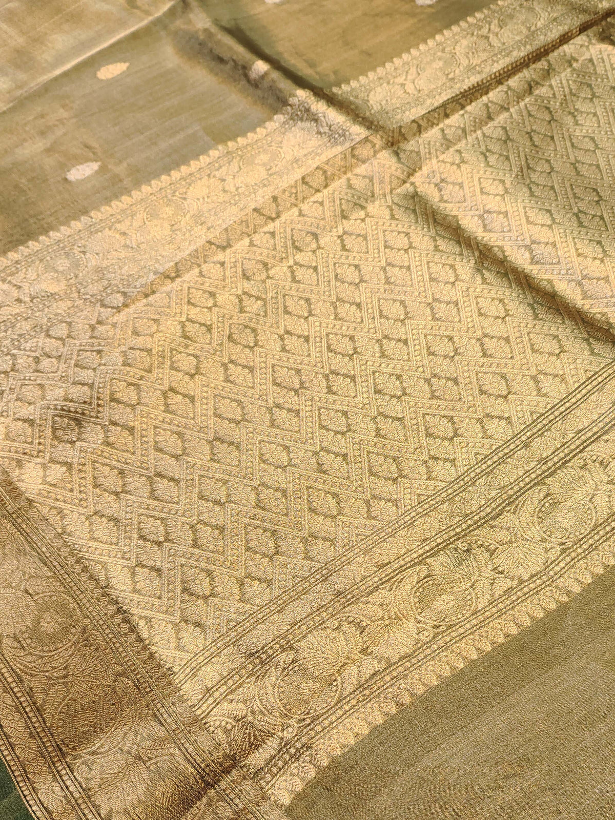 Tissue Banarasi