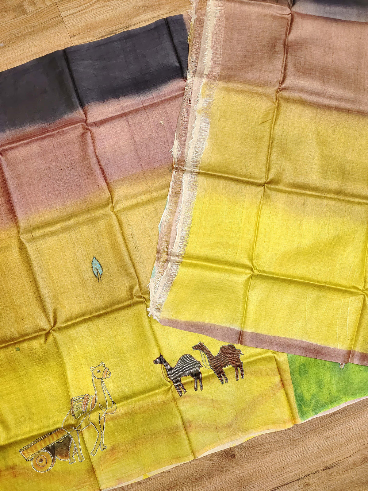 Kantha Chitra Tussar Saree