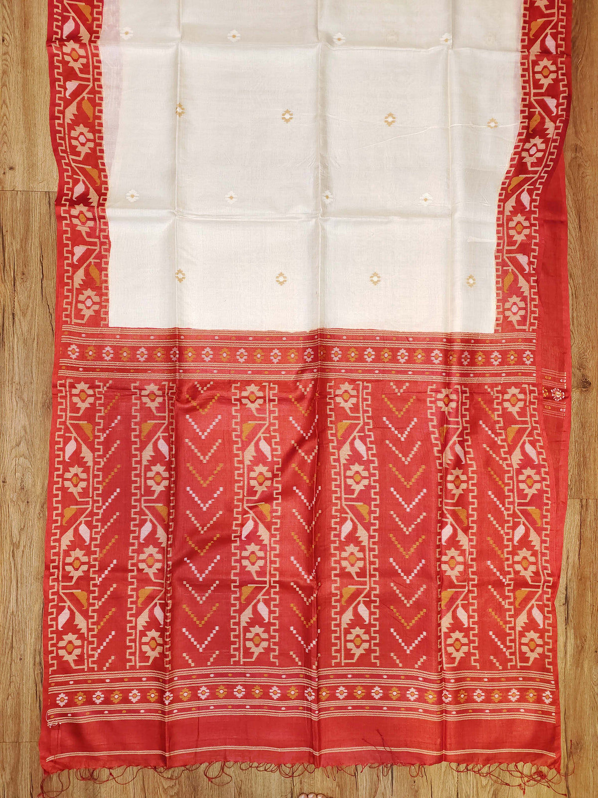 Tussar Jamdani