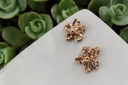 Bloom Studs