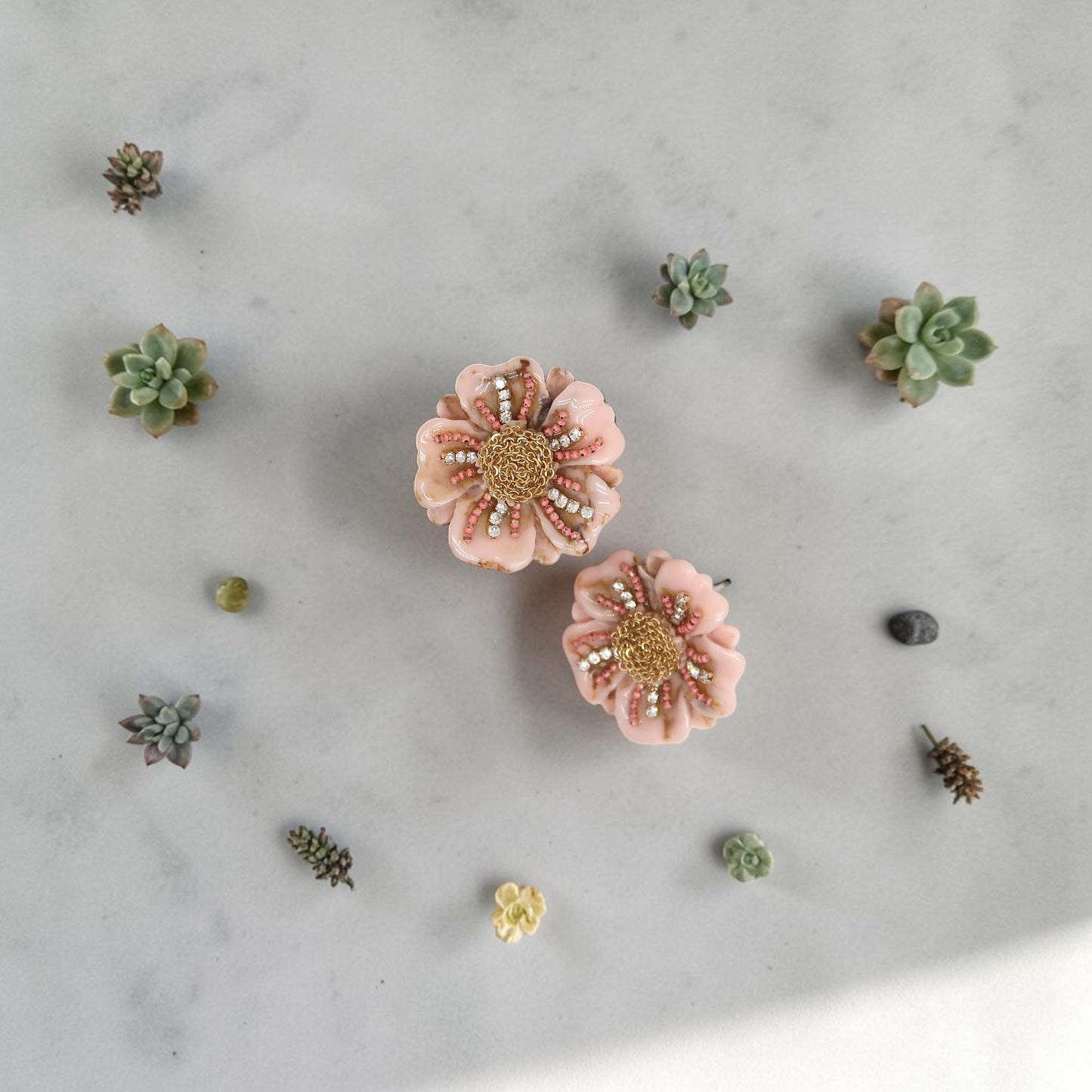Radiance Studs