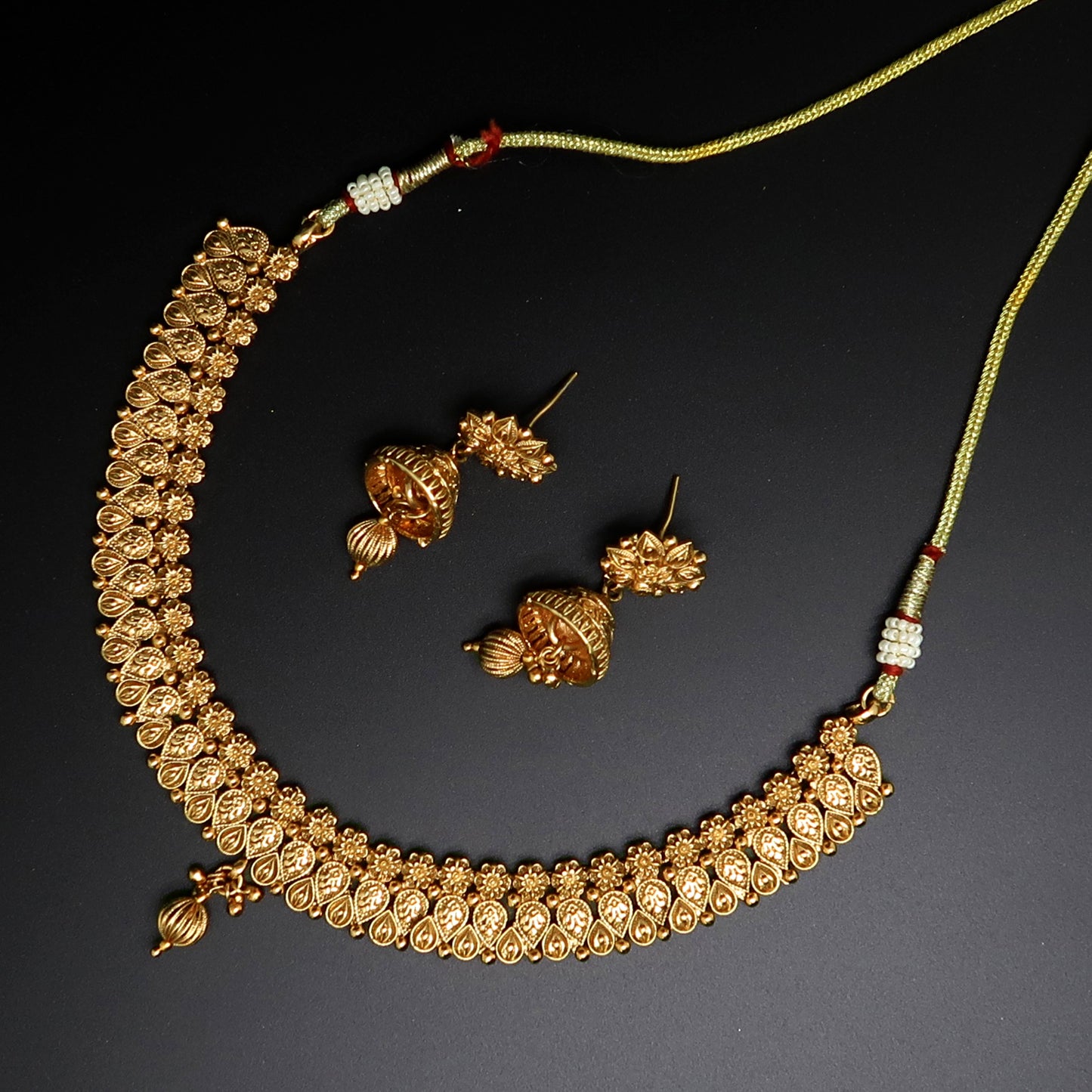 Antique Temple Floral Necklace Set