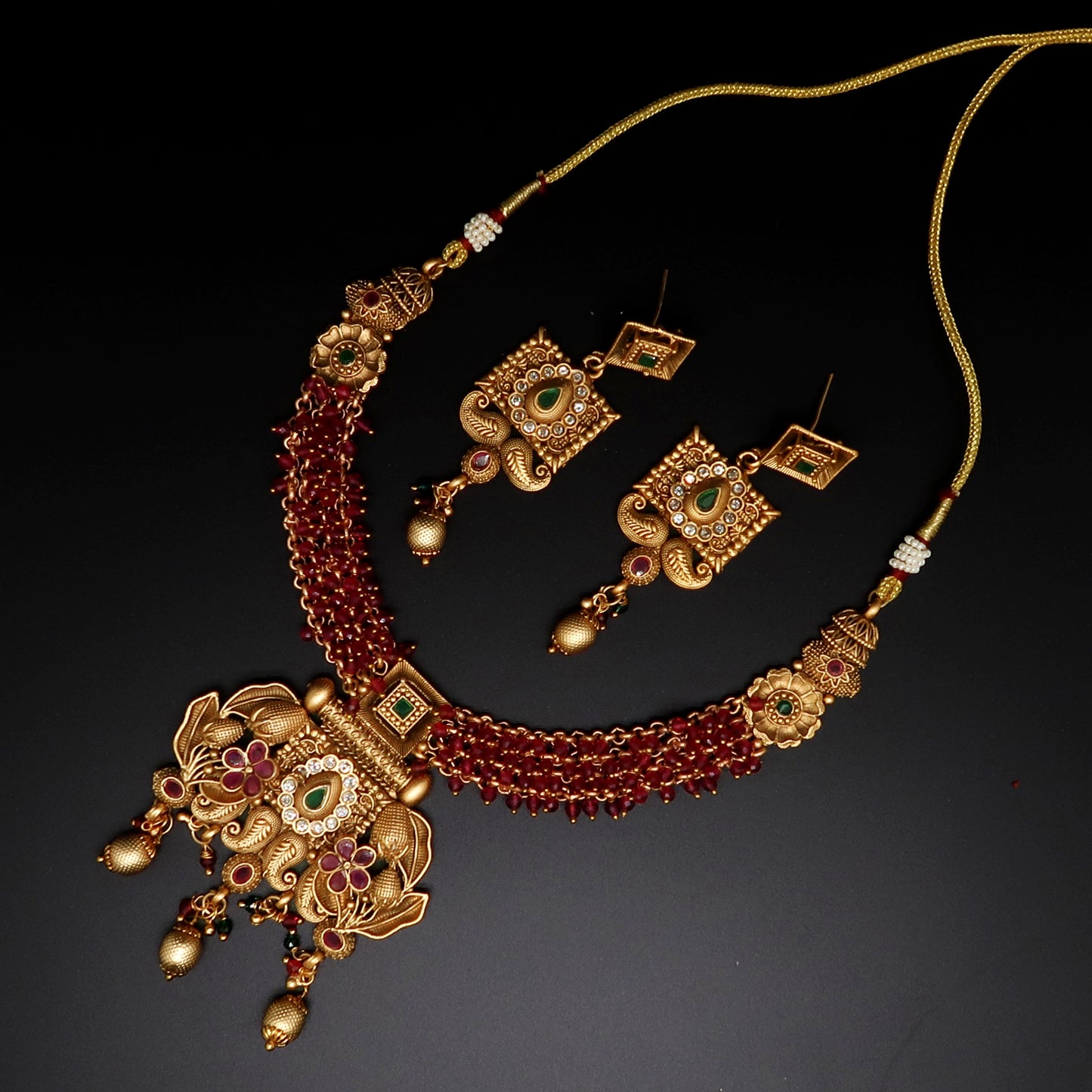 Antique Temple Floral Pendant Necklace Set