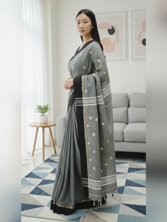 Designer Linen Saree with Dense Pallu Motifs & Golden-Edged Border