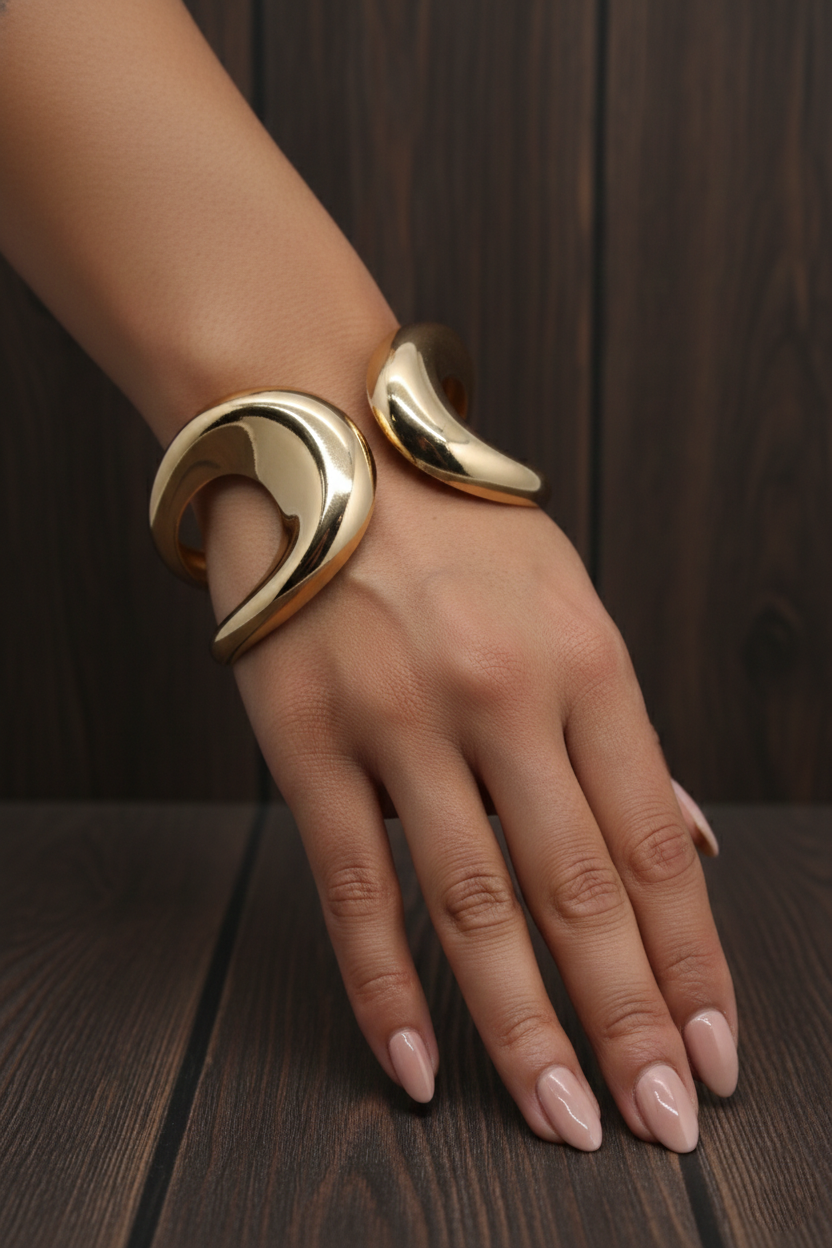 Polished Gold Oval Cuff
