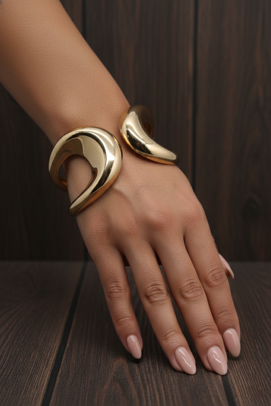 Polished Gold Oval Cuff