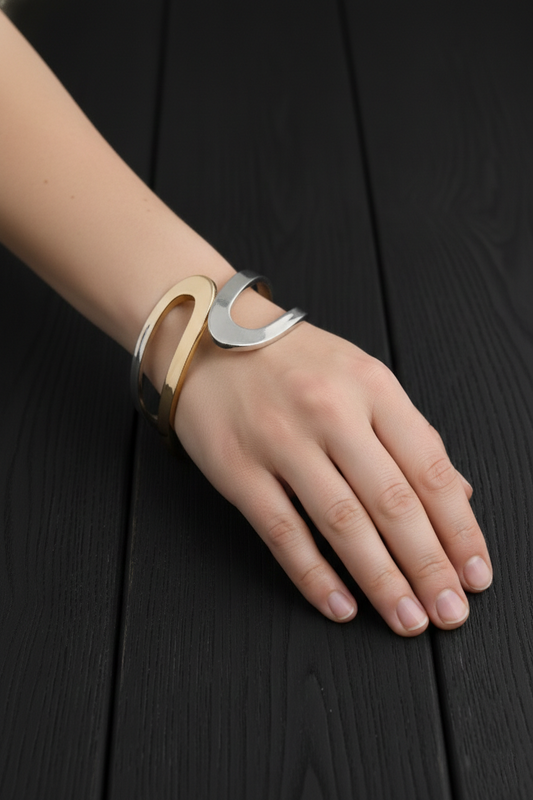 Interlocked Curve Dual Tone Bracelet