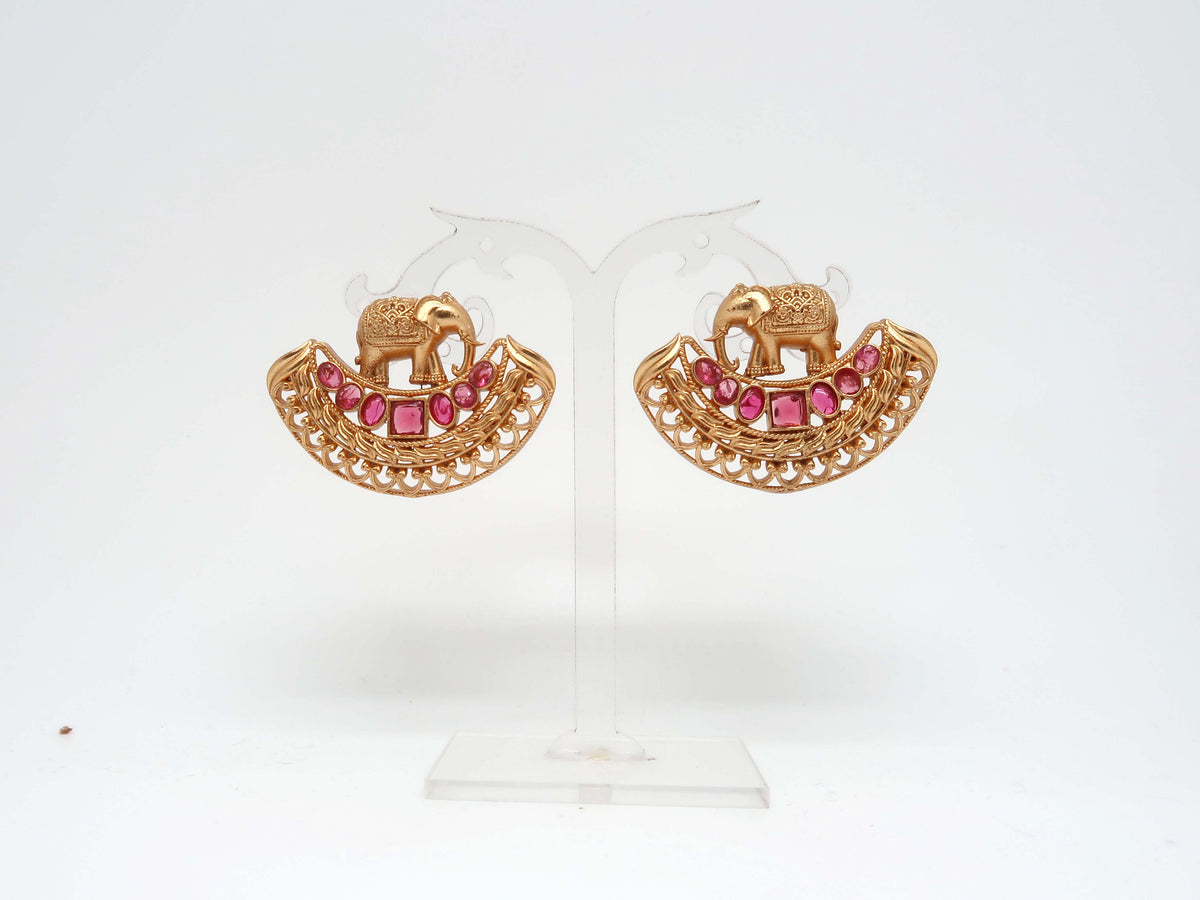 Rajsi Gajmala Studs