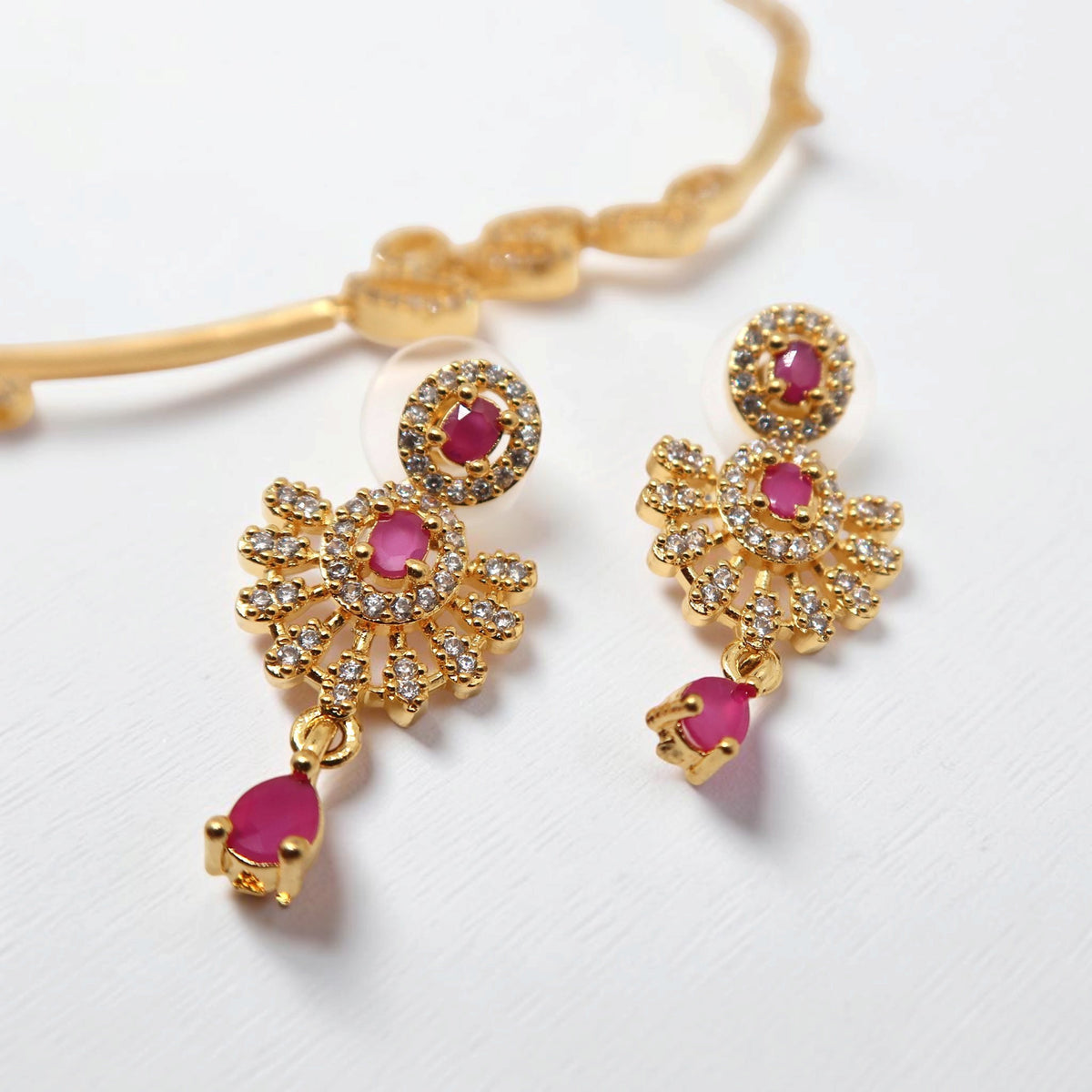 Padmika Necklace Set