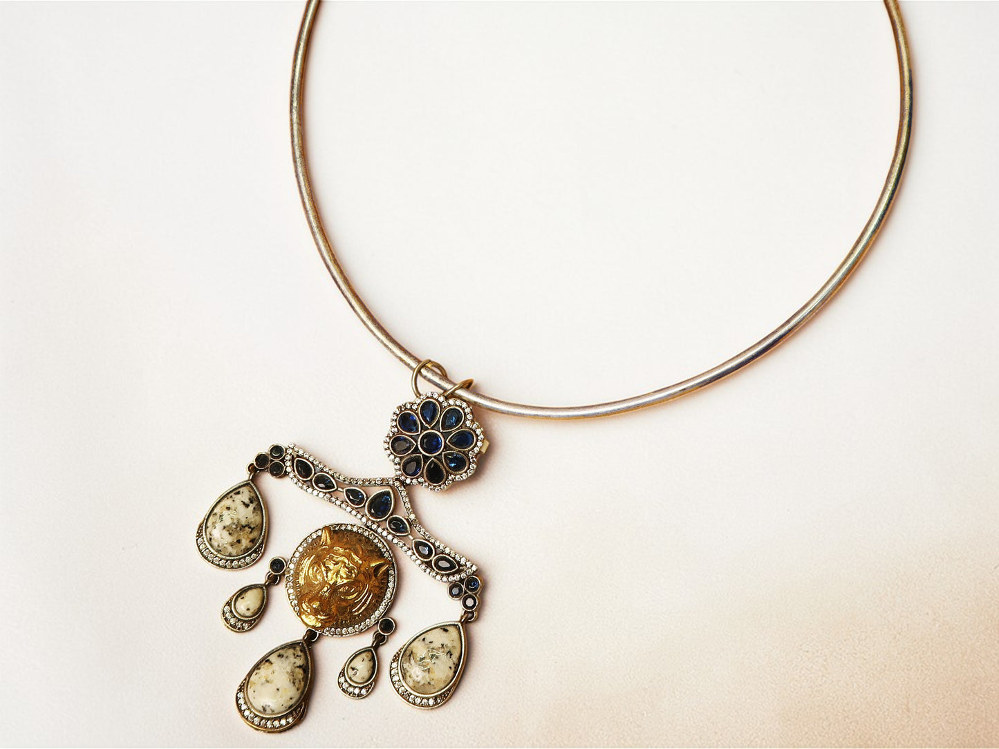 Regal Marble Accent Choker