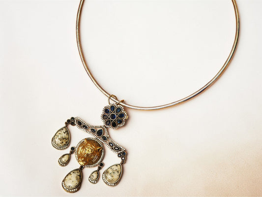 Regal Marble Accent Choker