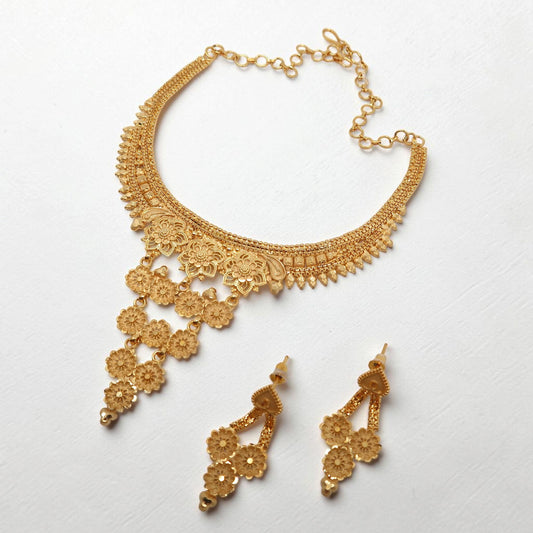 Pushpavali Necklace Set